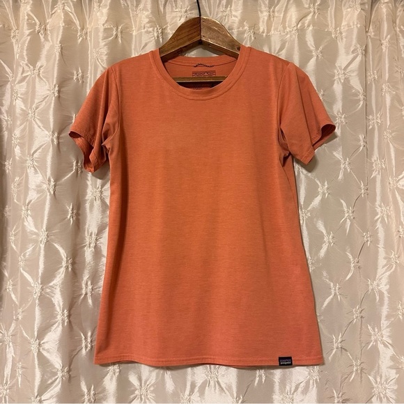 Patagonia Capilene Cool Daily Short Sleeve Shirt Rock Melon Orange T-Shirt - Picture 10 of 10